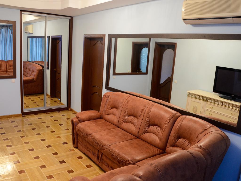 Like Hostel Kiev Buitenkant foto